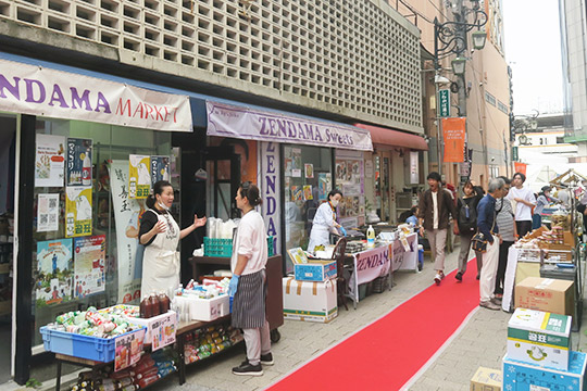 ZENDAMA Sweets前のしらかば通りで「日韓フェス」実施～自由が丘女神祭り2023